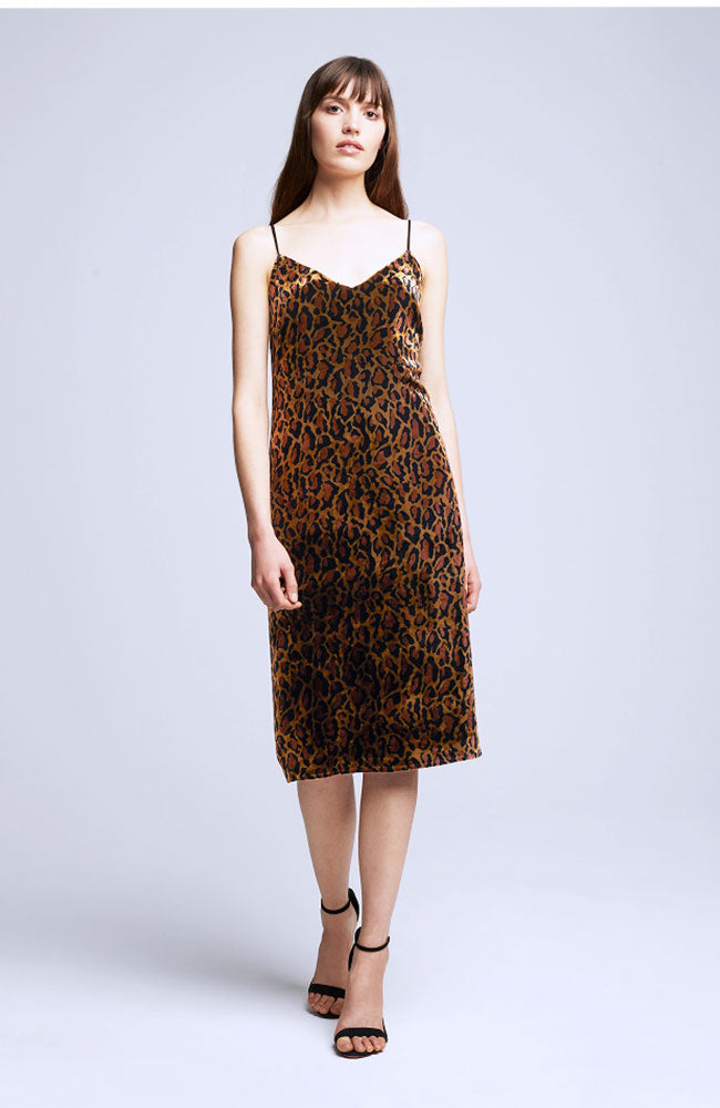 Indie V Neck Slip Dress – shoprodeodrive