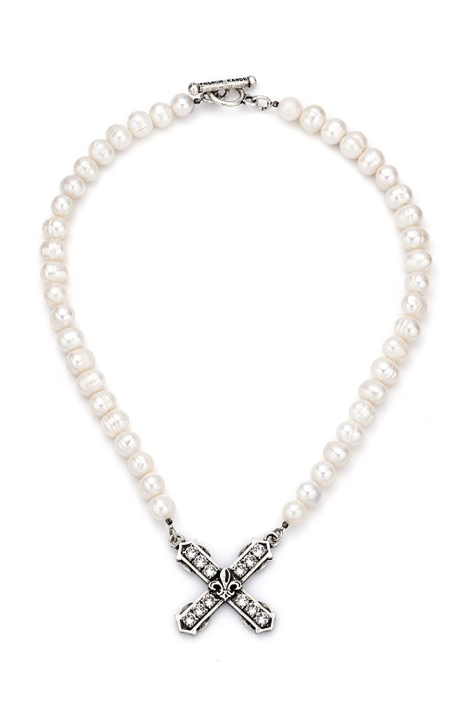 17" Freshwater Pearls & French Kiss Pendant