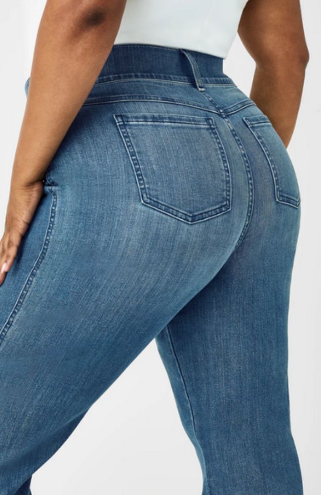 Kick Flare Jeans