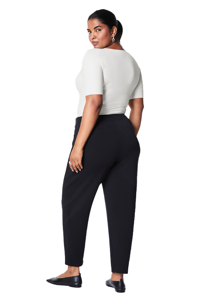 Airessentials Barrel Pant