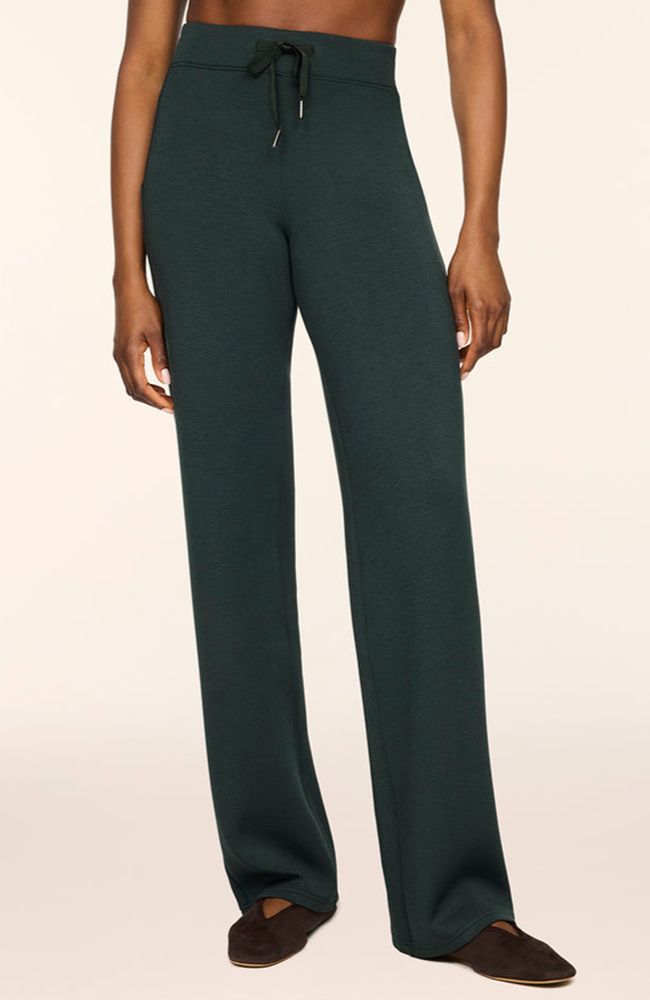 Straight Leg Pant Airessentials