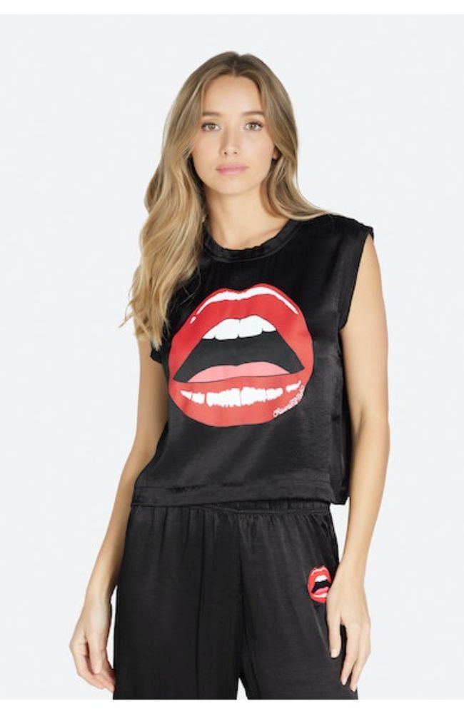 Linette Red Open Lip Tee