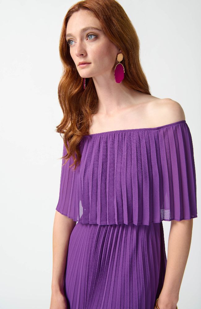 Off The Shoulder Pleated Dress