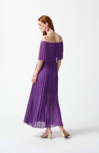 Off The Shoulder Pleated Dress