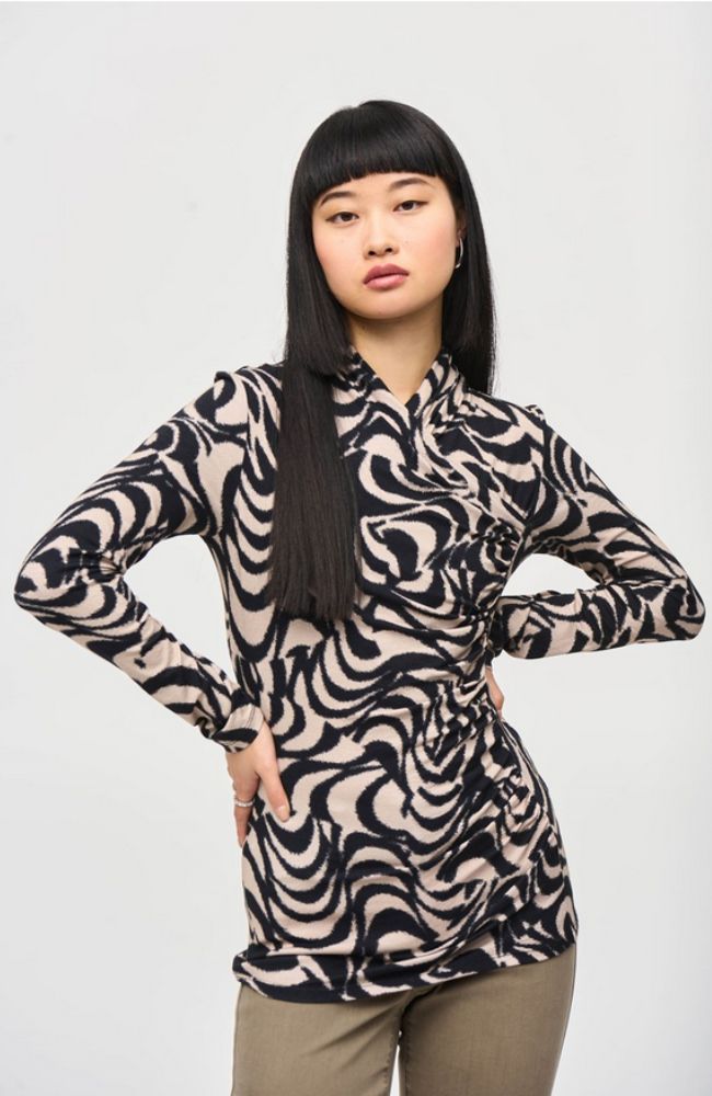 Abstract Print Fitted Top