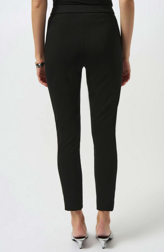 Heavy Knit and Leatherette Pull On Legging