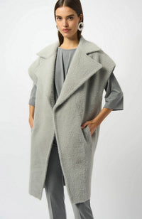 Feather Yarn Boxy Sweater Vest