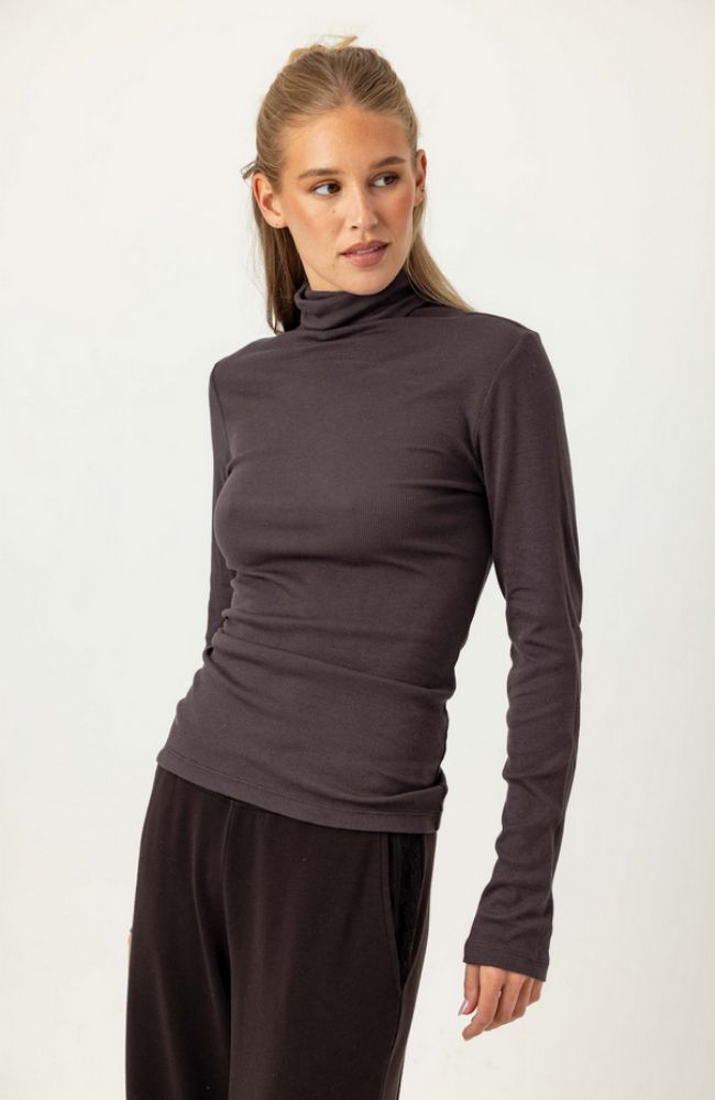 The Katya Turtleneck