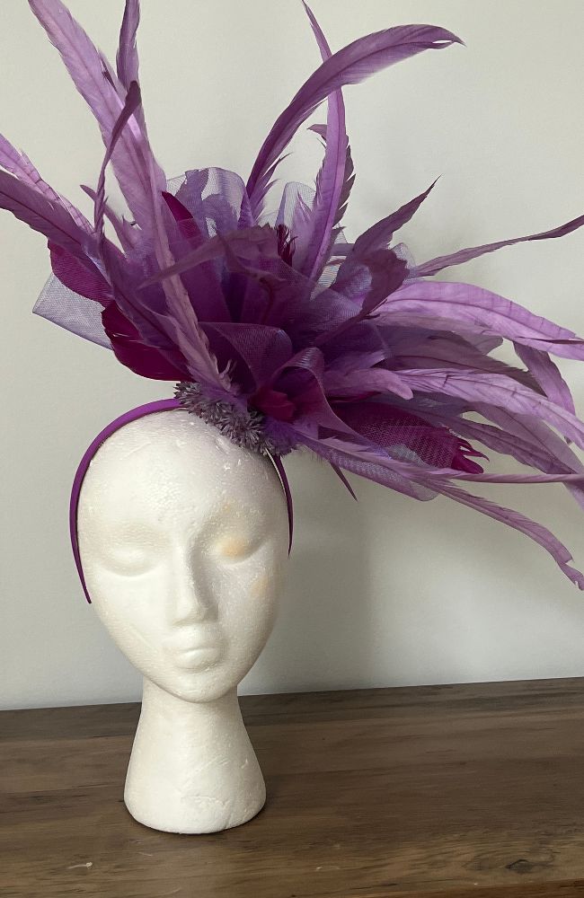25COT-SAVI Fascinator Purple
