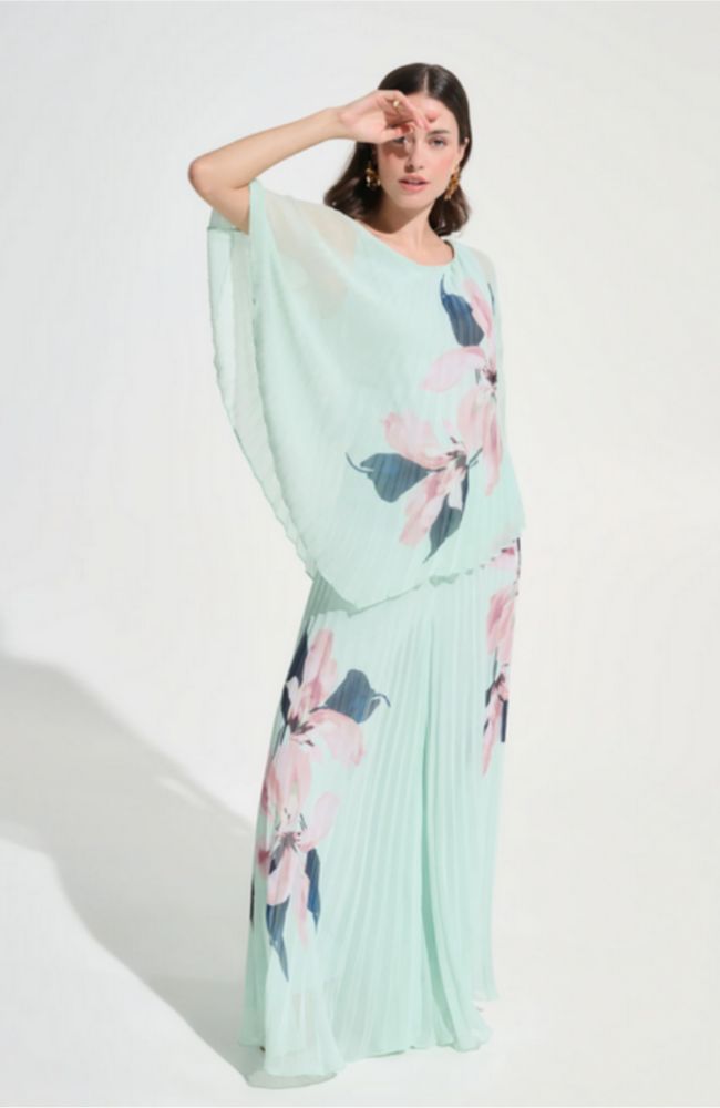 Floral Pleated Poncho Top