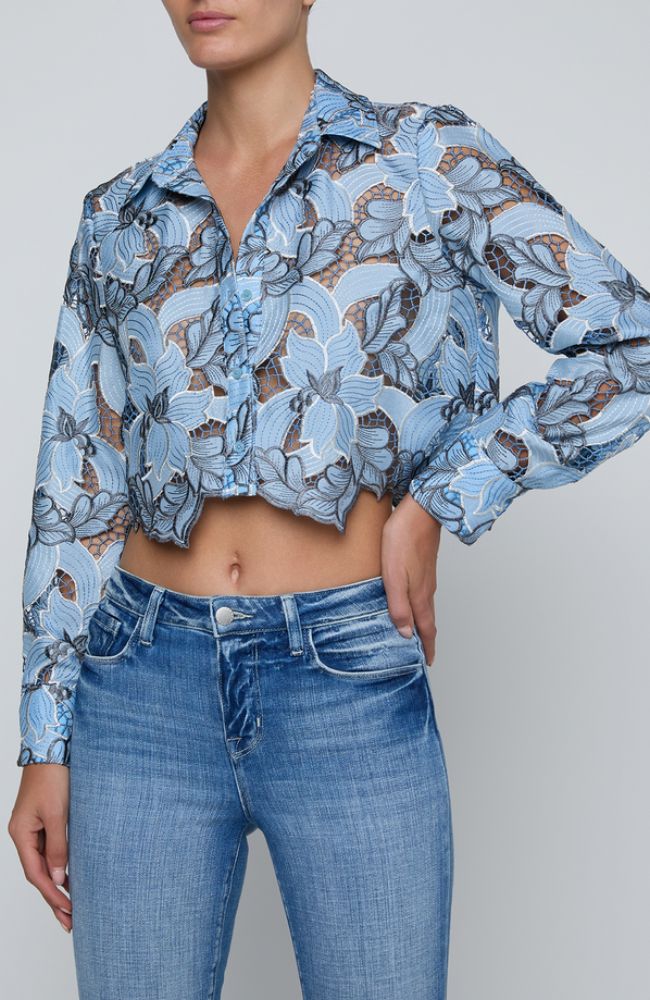 Akemi Cropped Buttondown in Blue