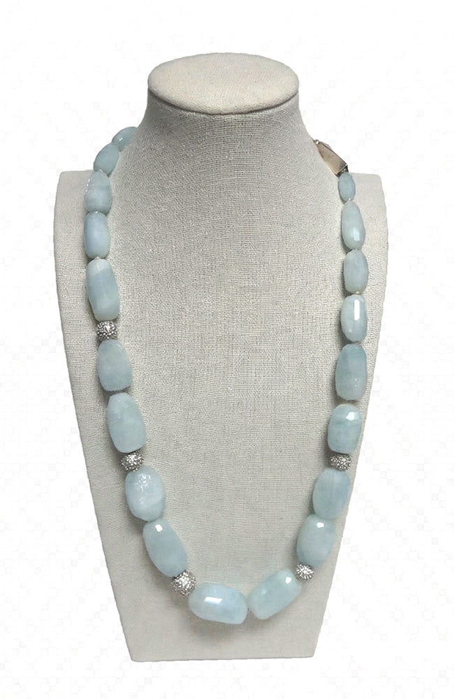 Single Strand Aquamarine Necklace