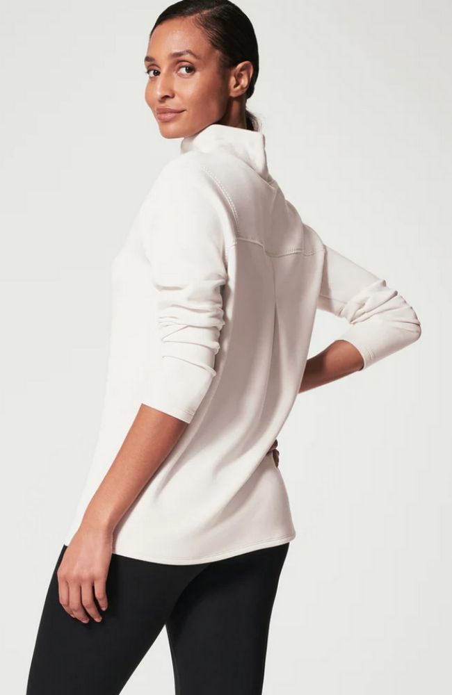 Airessentials Got Ya Covered Pullover