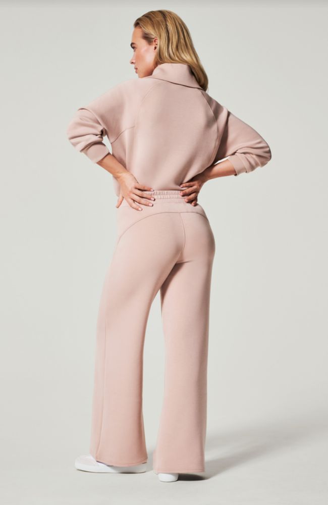 Airessentials Wide Leg Pant in Lunar