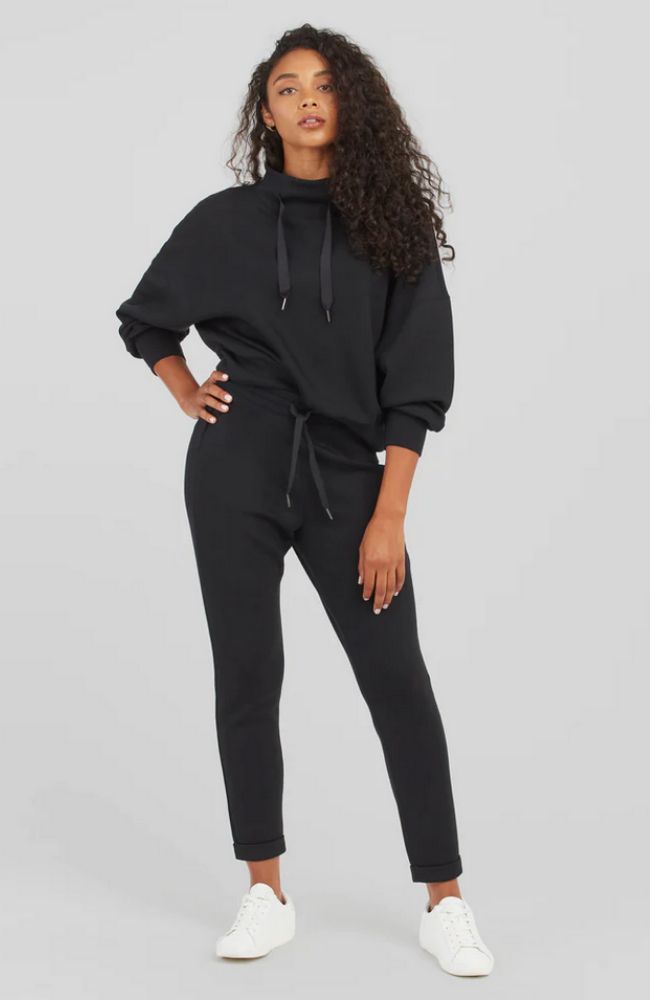 Airessentials Tapered Pant