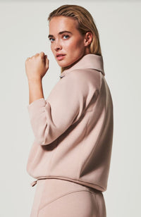 Airessential Half Zip in Lunar