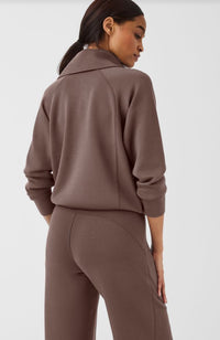 Airessential Half Zip in Smoke
