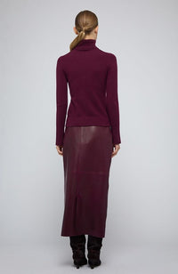 Fenwick Turtleneck in Fig