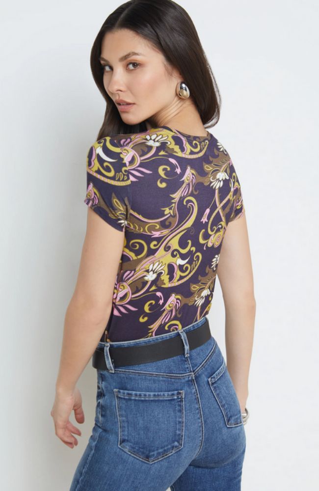 Ressi SS Crew Tee Abstract Scarf