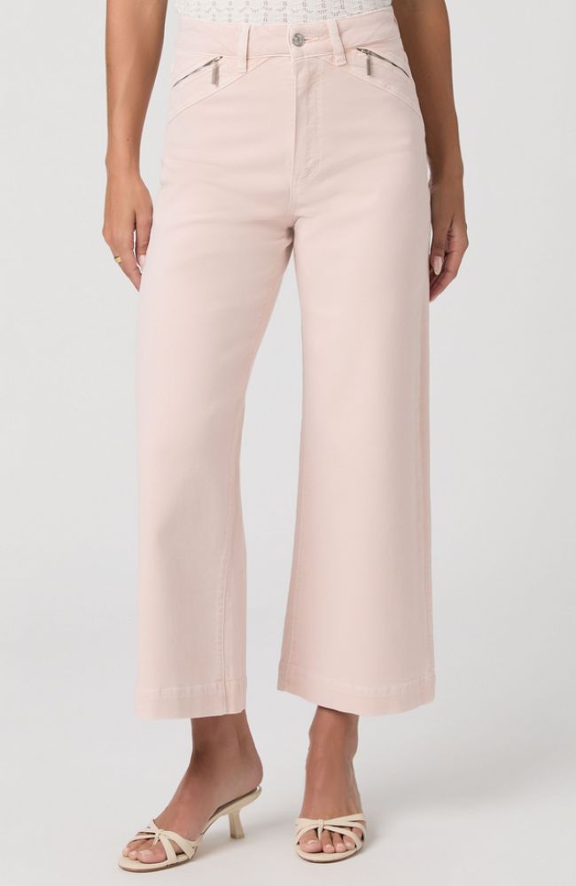 Anessa in Vintage Rosa