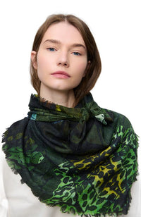 Black Foulard