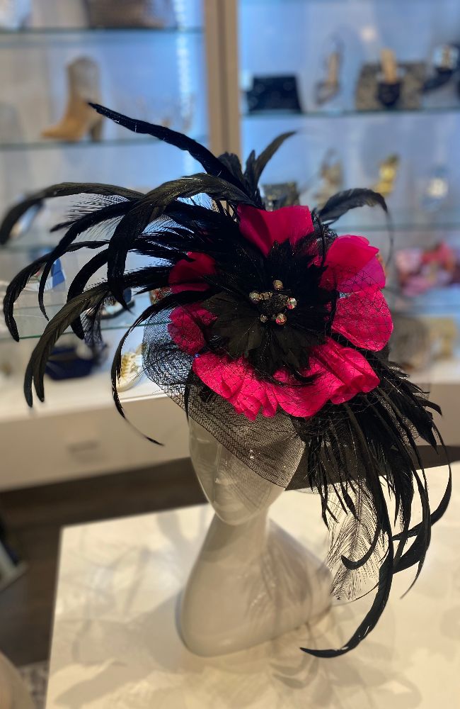 AA24 Pinkie Hat