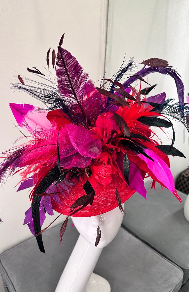 AA25 Magical Fascinator