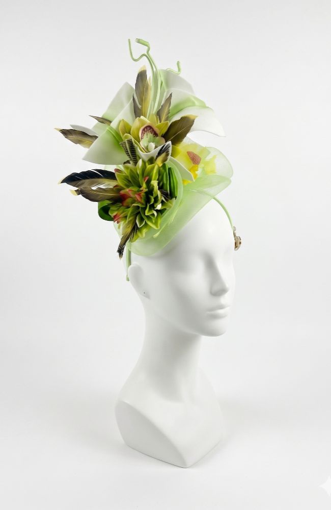 Winner Fascinator
