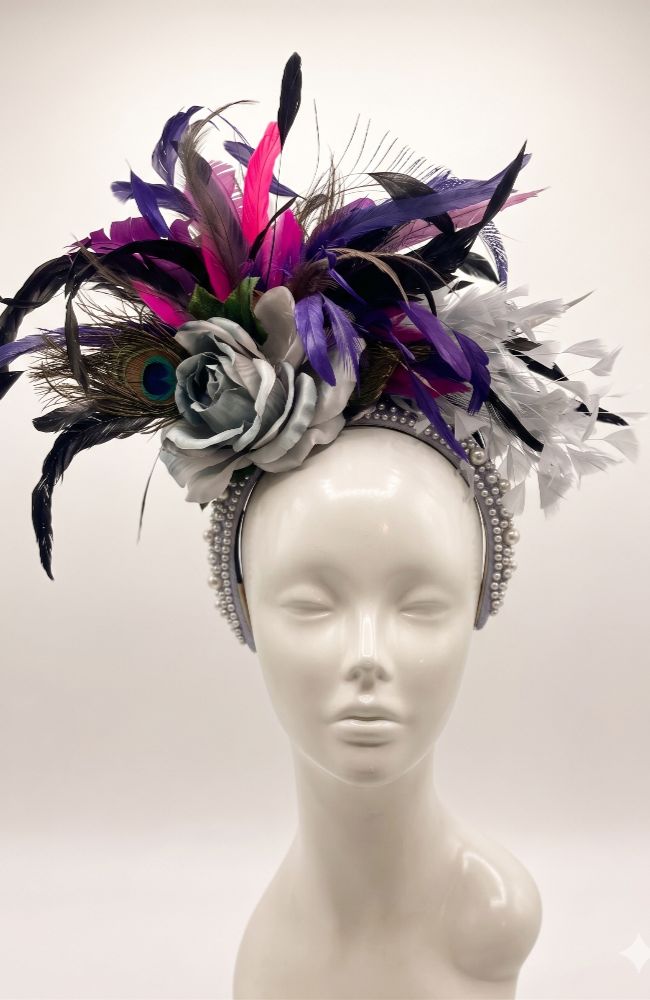 Be Happy Fascinator