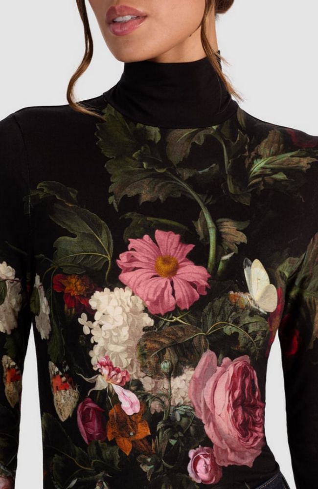 Delaina Turtleneck Top in Be Still