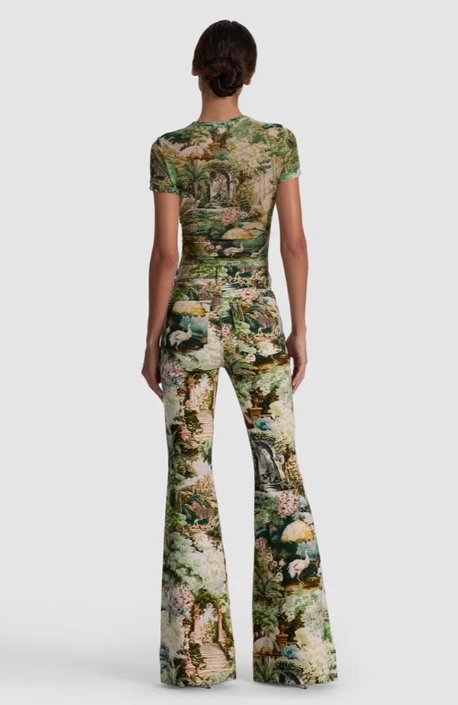 Beautiful High Rise Bell