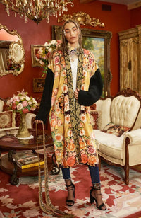 Venera Velvet Kimono