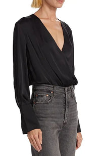 The Date Blouse in Black