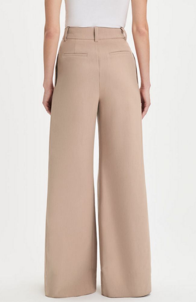 Pleats for Days Pants