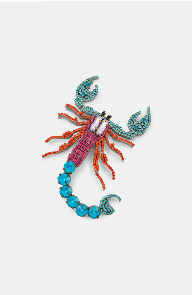 Flaunt Brooch Cranberry Vodka