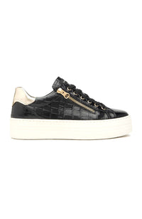 Platform Sneaker