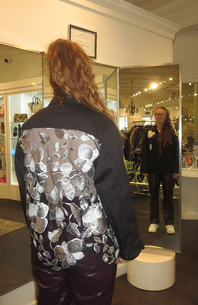 Silver Pop on Black Jkt Reg