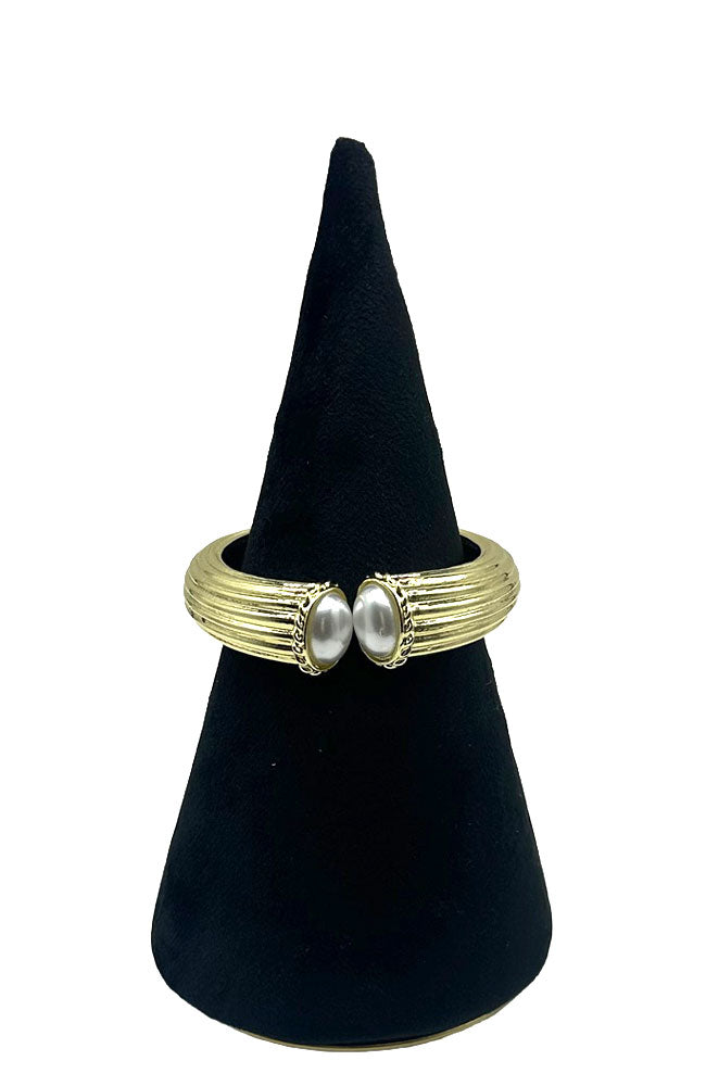Gold Hinge Bangle Pearl