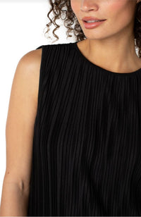 Sleeveless Crew Neck Knit Top