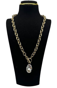Pearl Textured Toggle Necklace