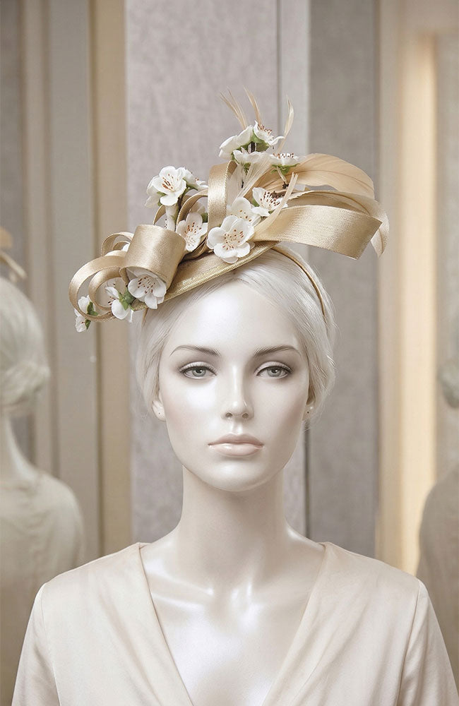 Fasc, Champagne with Wht Flowers
