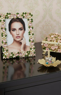 Botanica Ring Holder in Gold