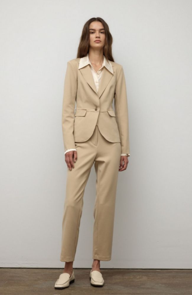 Slim Pant in Taupe
