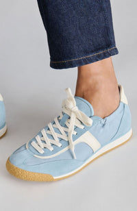 Sariya Sneakers