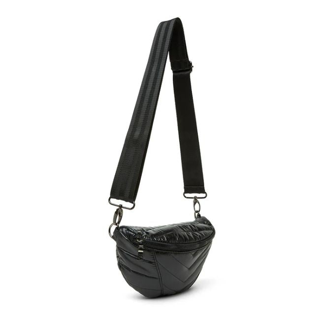 Little Runaway in Pearl Black