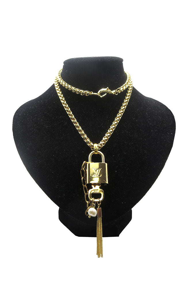 LV Lock Nk Gld Chain Gld Lock