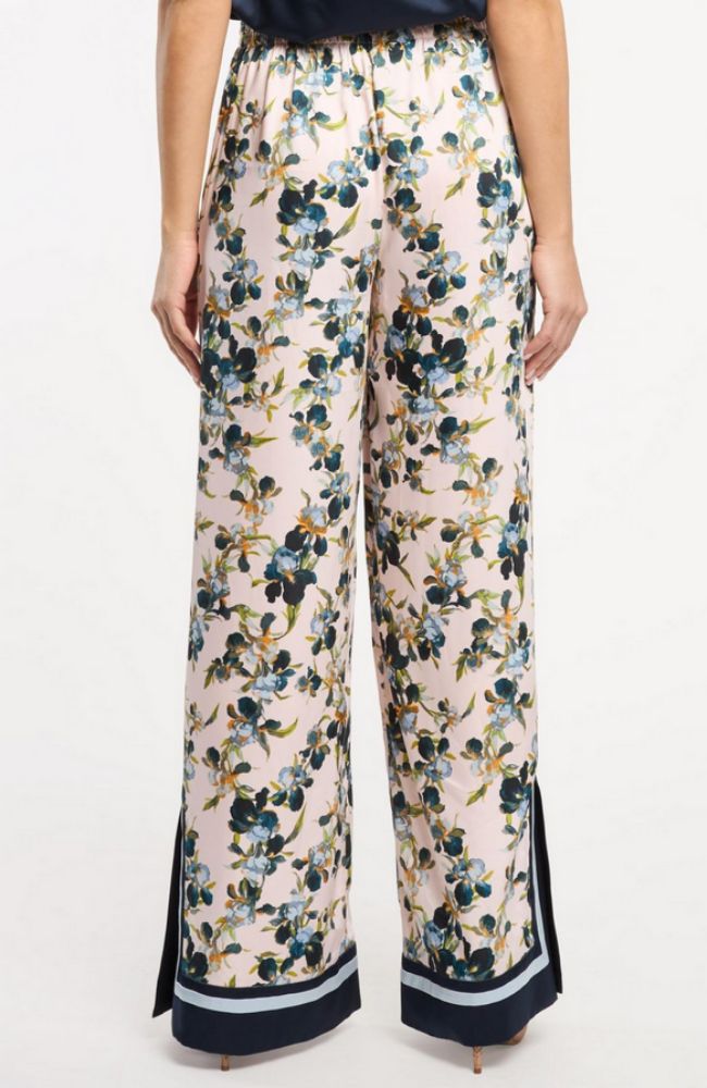 Trailing Iris Asher Pant