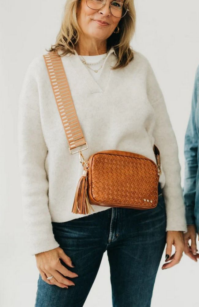 Woven Willow Camera Xbody Bag
