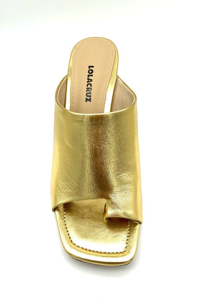 Heeled Sandal in Gold