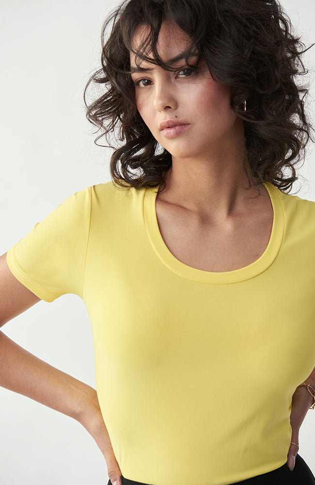 Scoop Neck Hi Low Tee